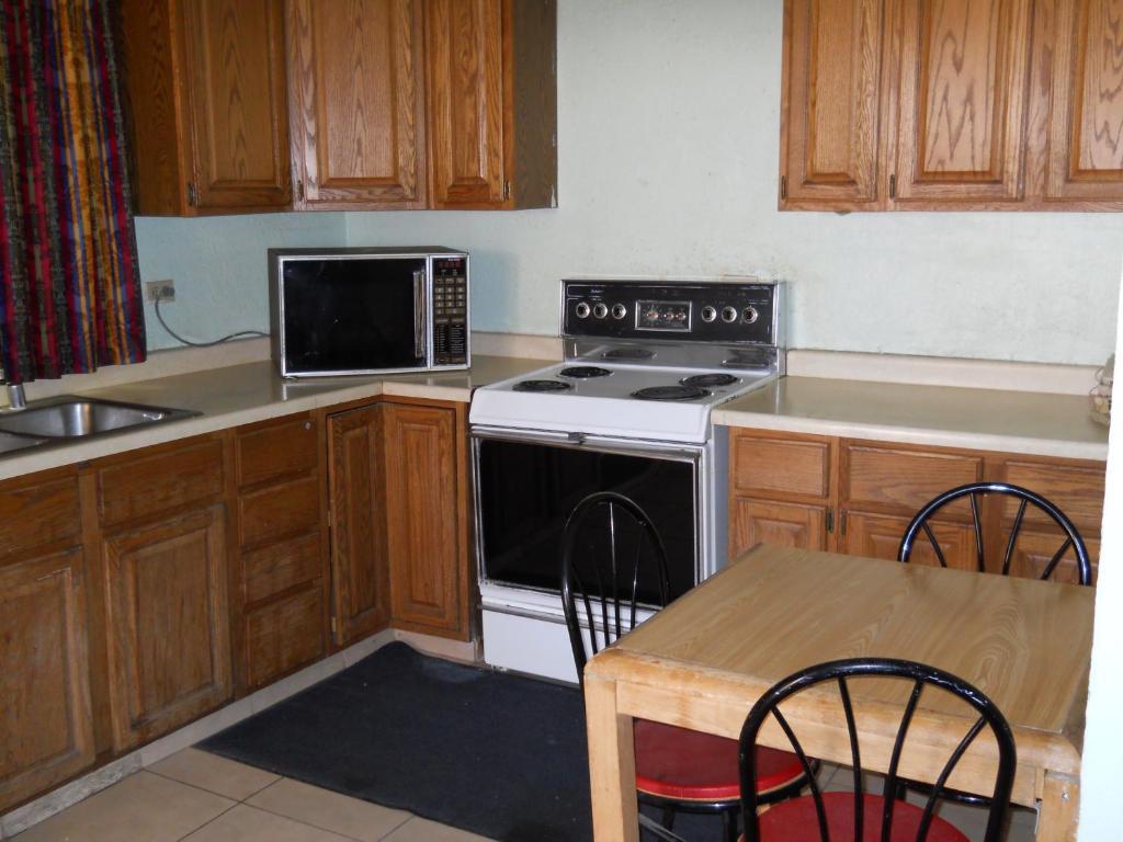 Economy Inn Farmington Dış mekan fotoğraf